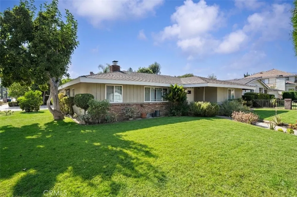 1523 S 8th Avenue Arcadia, CA 91006