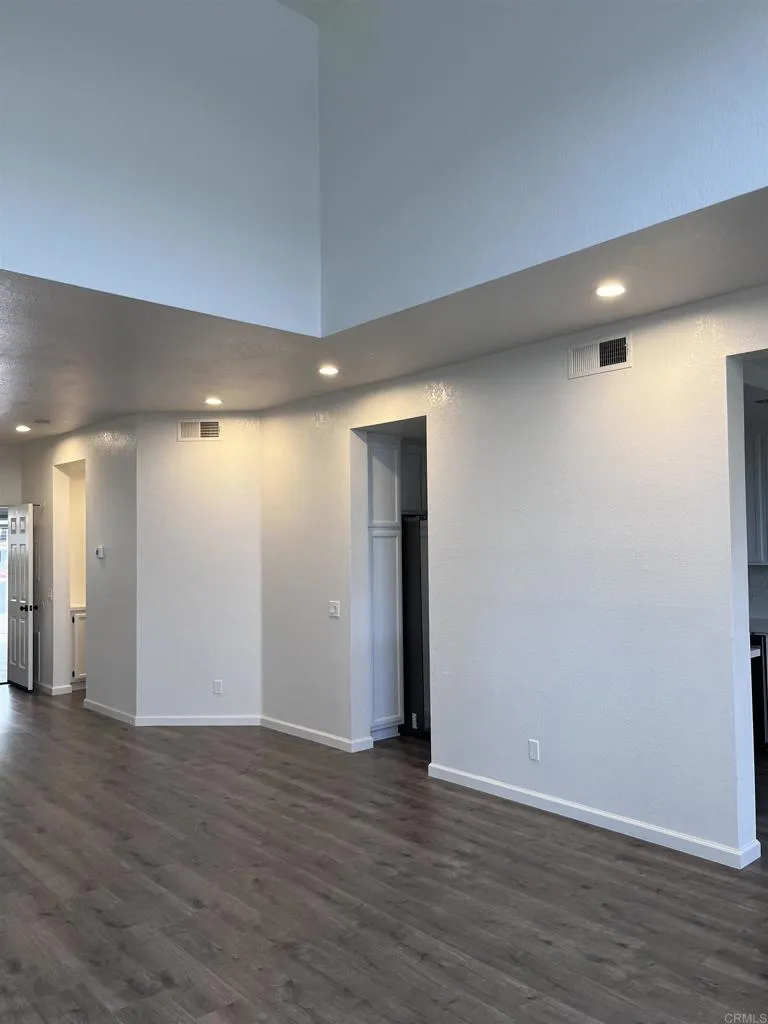 1370 Callejon Cervantes #113 Chula Vista, CA 91910