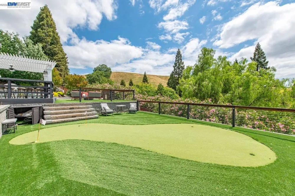 215 Arthur Ct Danville, CA 94526