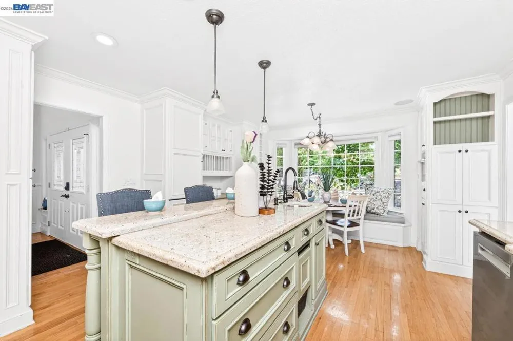 215 Arthur Ct Danville, CA 94526