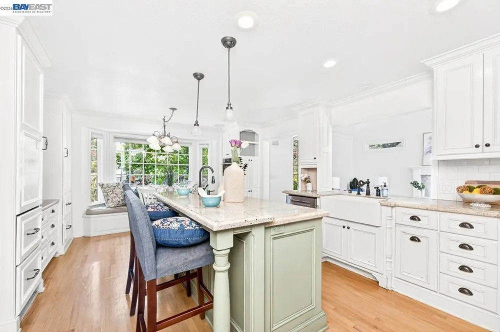 215 Arthur Ct Danville, CA 94526