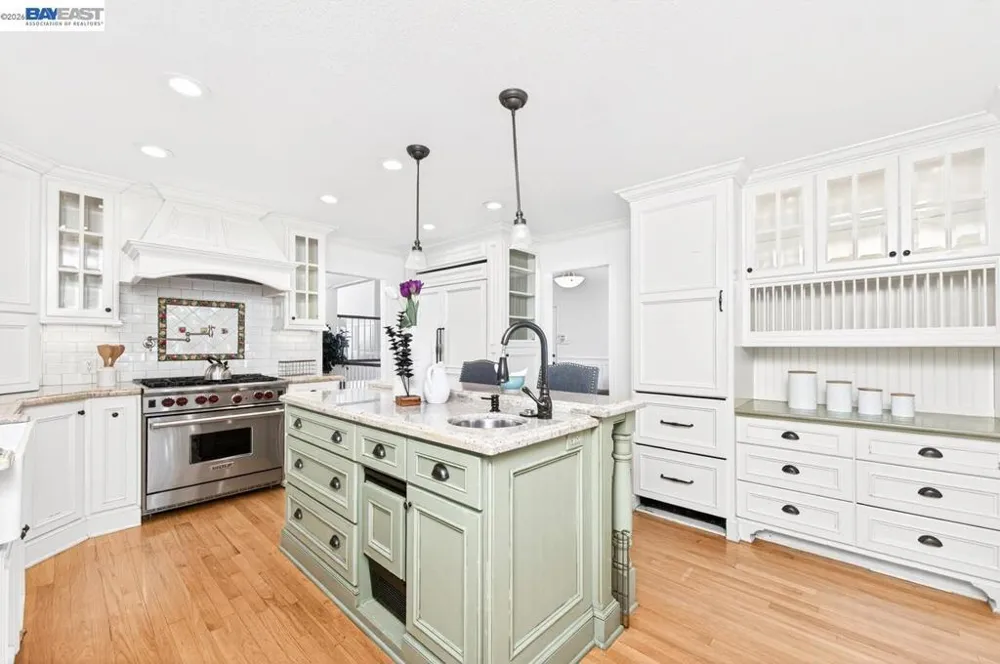 215 Arthur Ct Danville, CA 94526