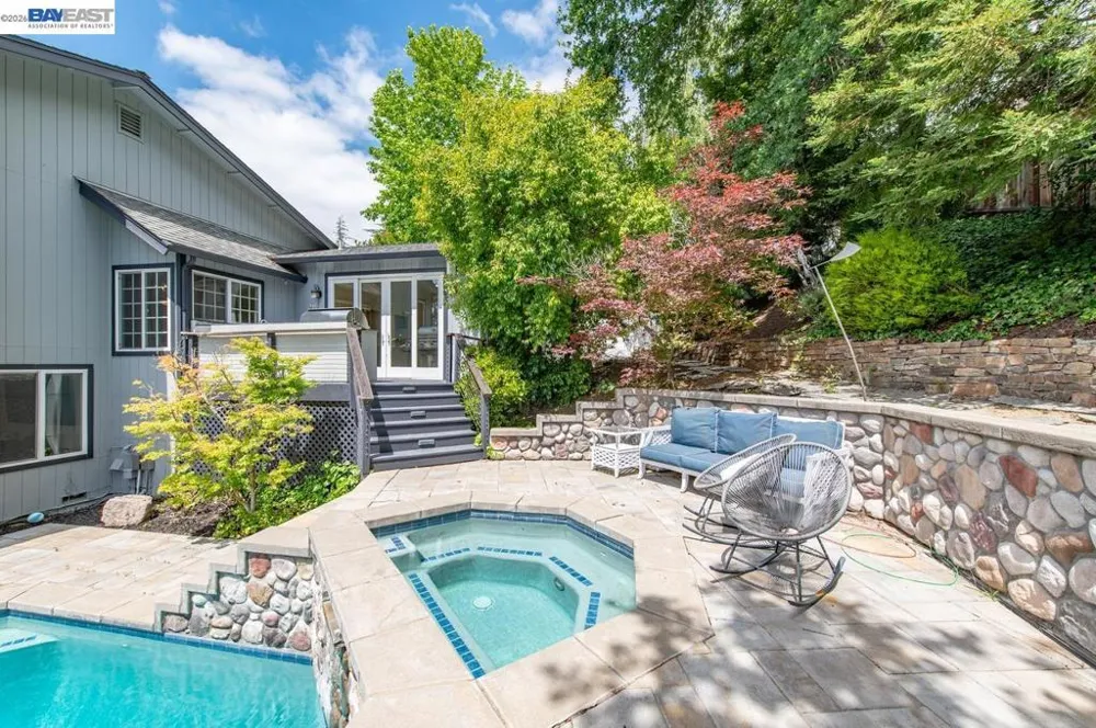 215 Arthur Ct Danville, CA 94526