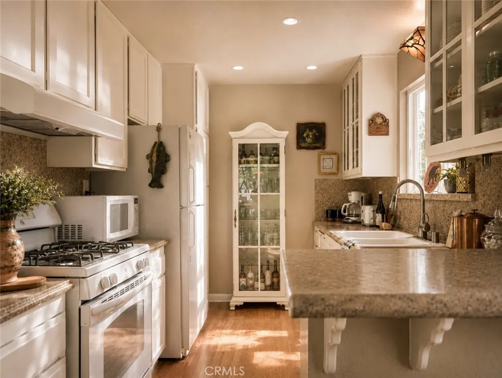 191 Kuffel Canyon Lake Arrowhead, CA 92352