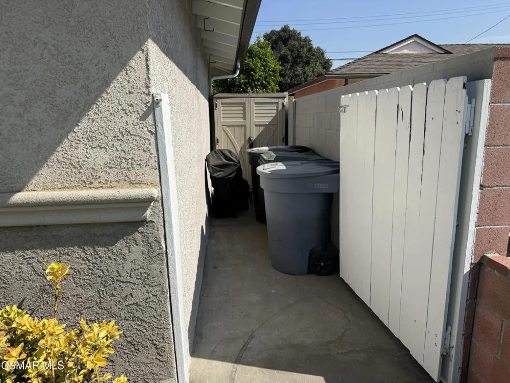 641 W Grondahl Street Covina, CA 91722