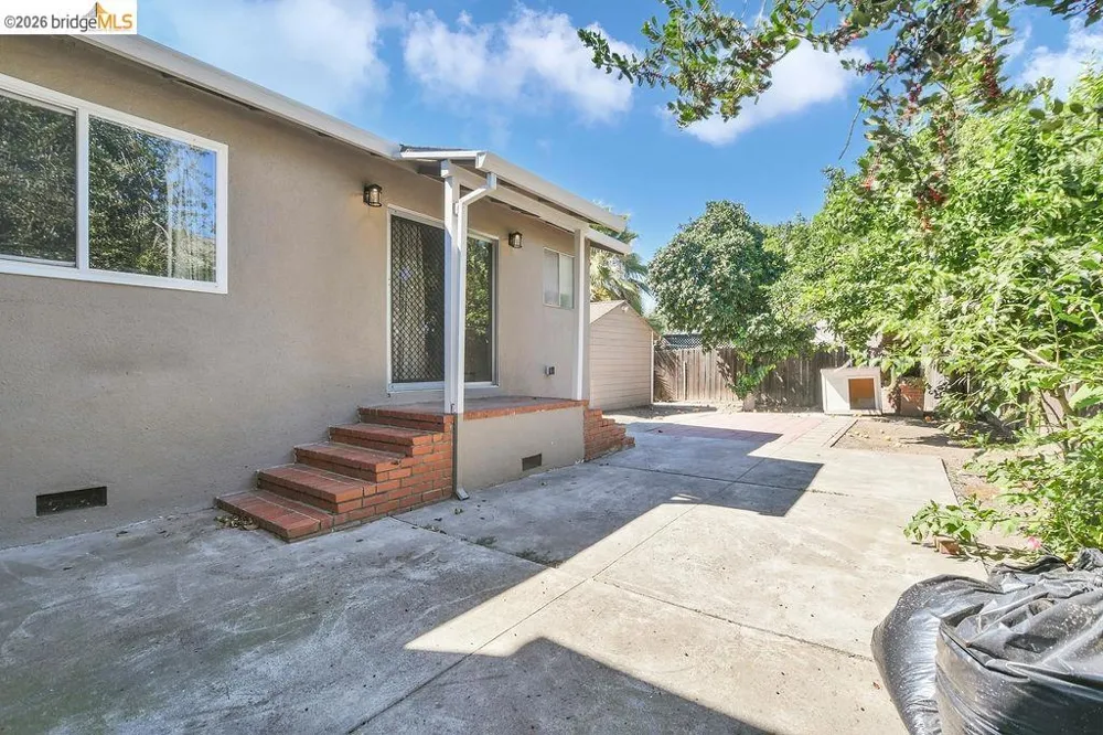 875 Central Avenue Pittsburg, CA 94565