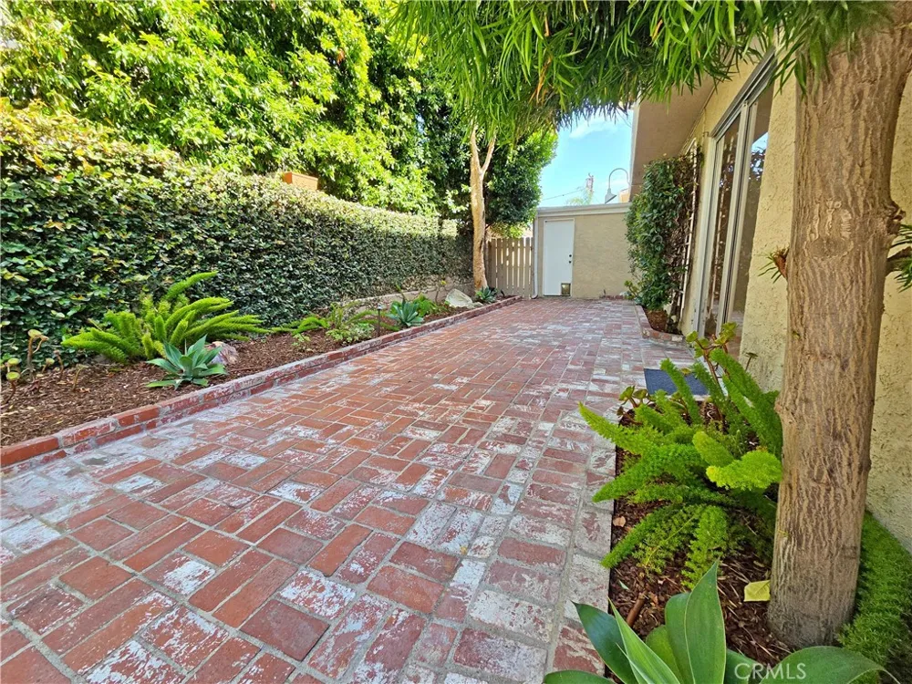 2213 Pullman Lane #1 Redondo Beach, CA 90278