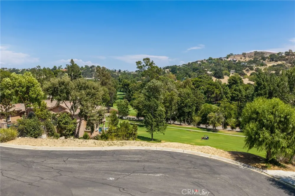 16135 Greens Court Chino Hills, CA 91709