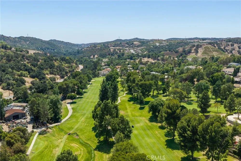 16135 Greens Court Chino Hills, CA 91709