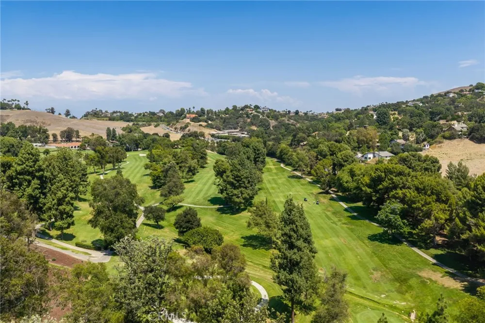 16135 Greens Court Chino Hills, CA 91709