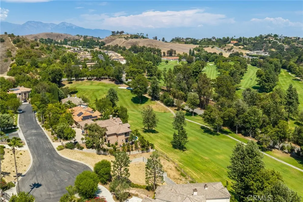 16135 Greens Court Chino Hills, CA 91709