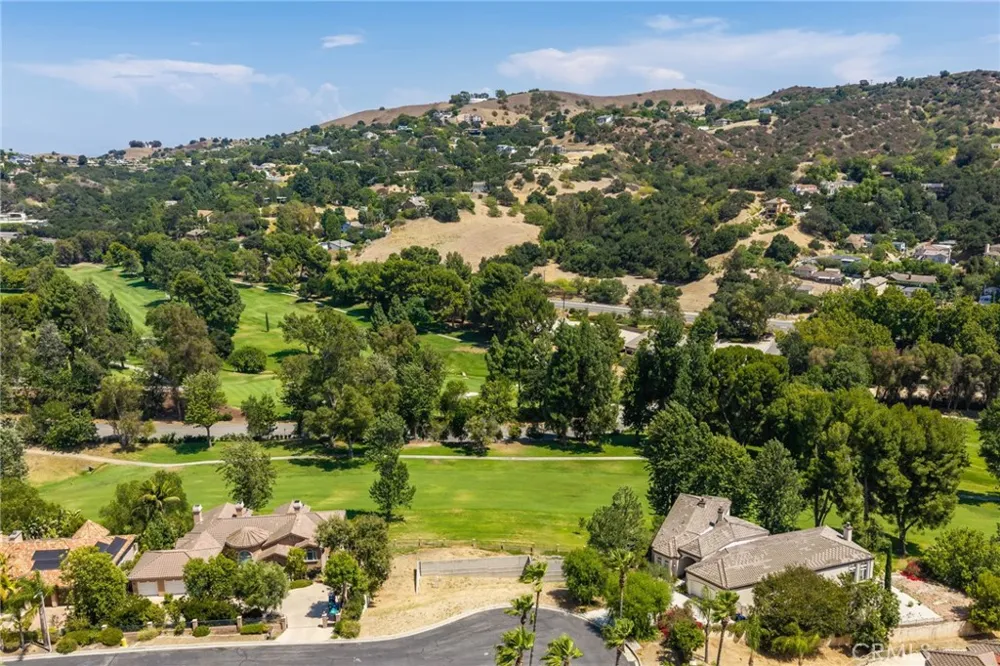 16135 Greens Court Chino Hills, CA 91709