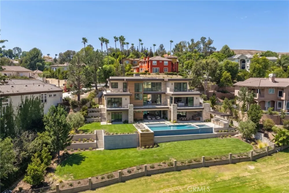 16135 Greens Court Chino Hills, CA 91709