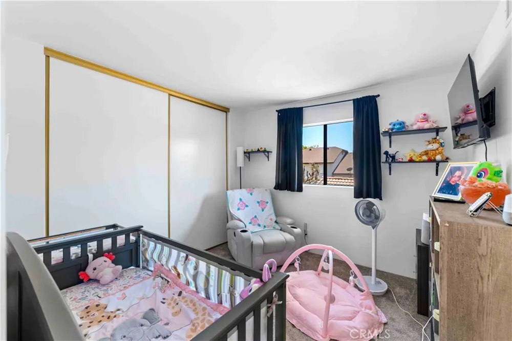 189 S Hollenbeck Covina, CA 91723