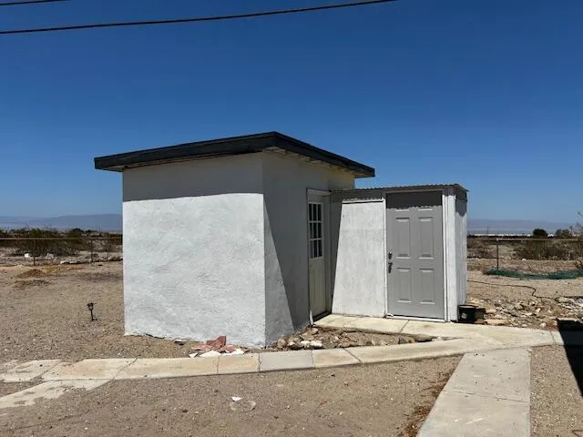 1048 Sea Raider Avenue Thermal, CA 92274