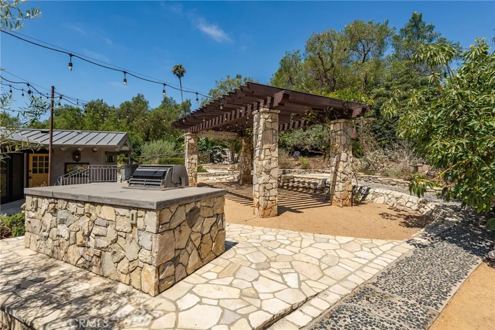 57 Narcissa Drive Rancho Palos Verdes, CA 90275