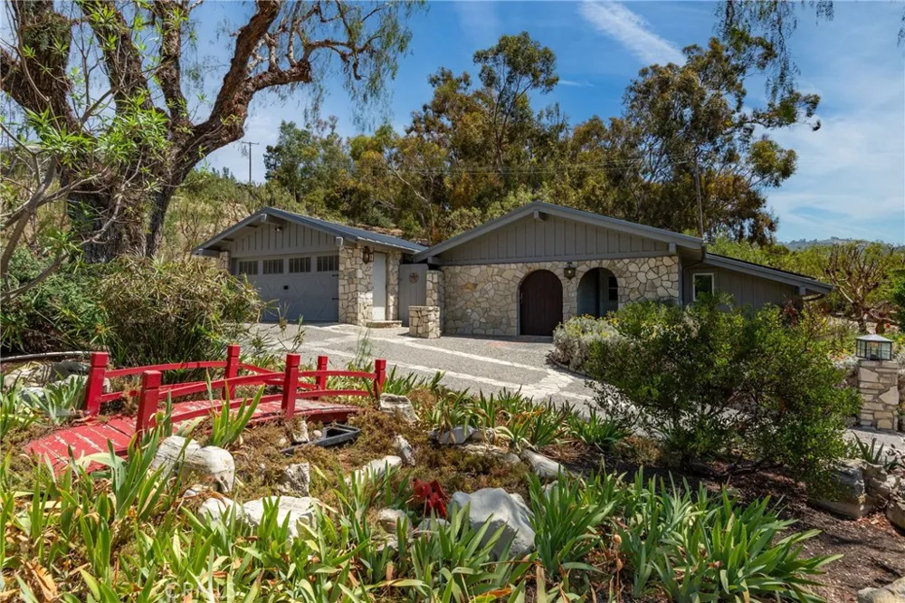 57 Narcissa Drive Rancho Palos Verdes, CA 90275