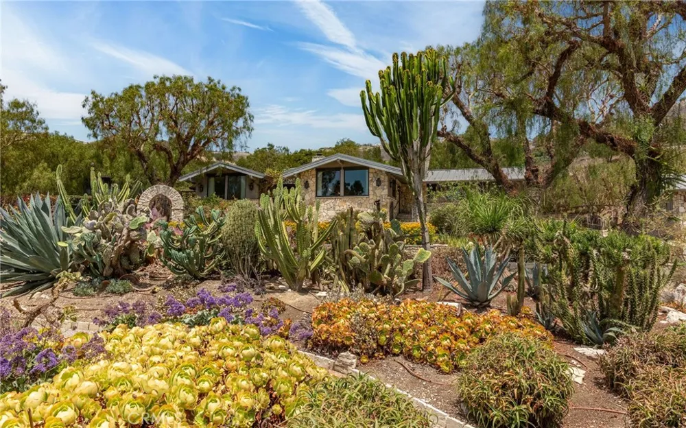 57 Narcissa Drive Rancho Palos Verdes, CA 90275