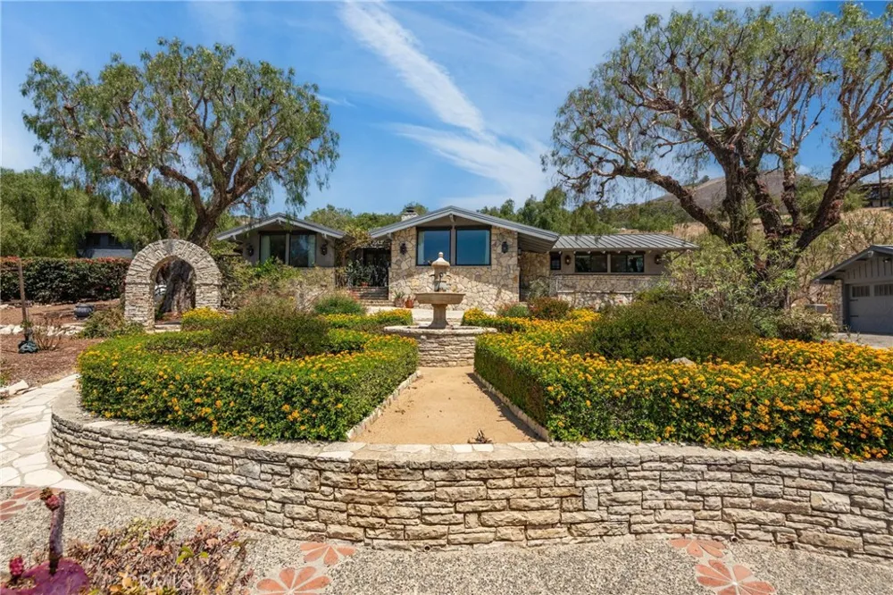 57 Narcissa Drive Rancho Palos Verdes, CA 90275
