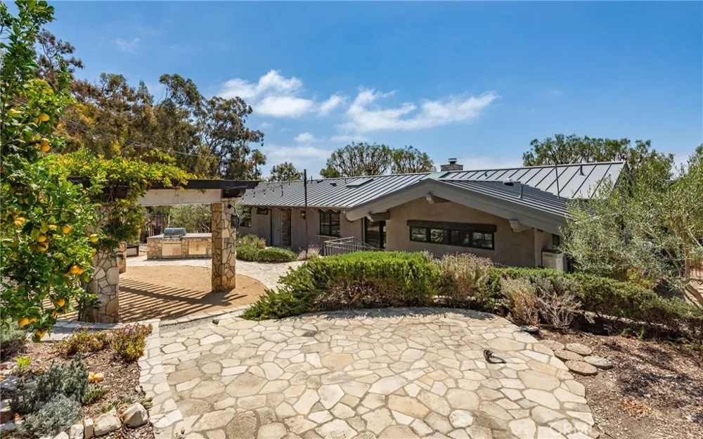 57 Narcissa Drive Rancho Palos Verdes, CA 90275