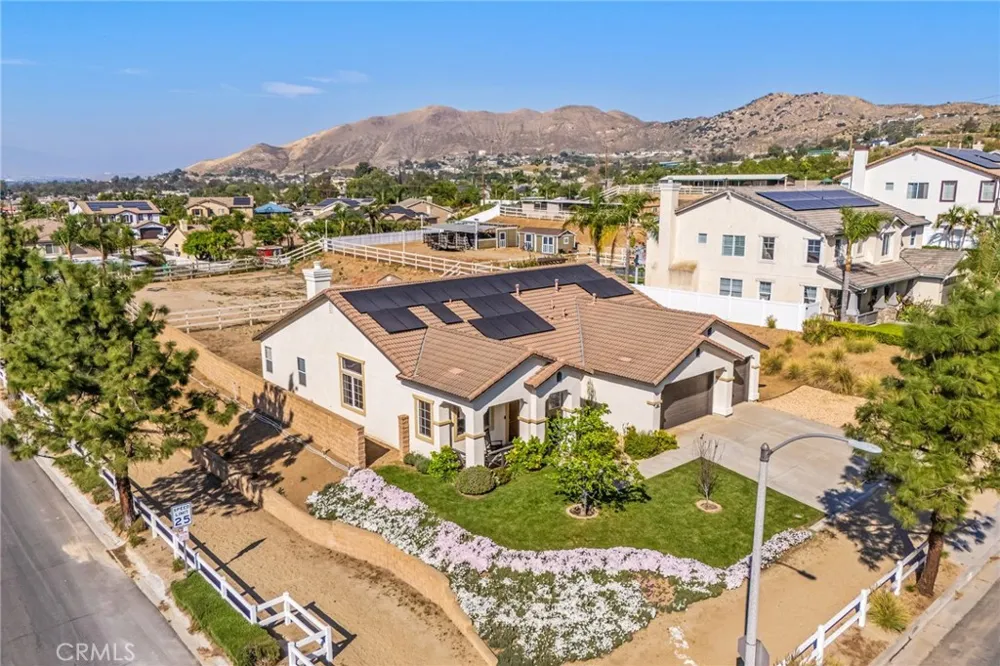 489 Branding Iron Way Norco, CA 92860