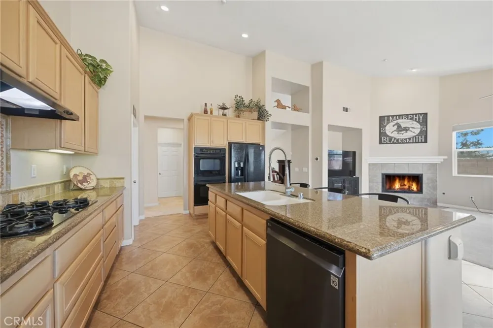 489 Branding Iron Way Norco, CA 92860