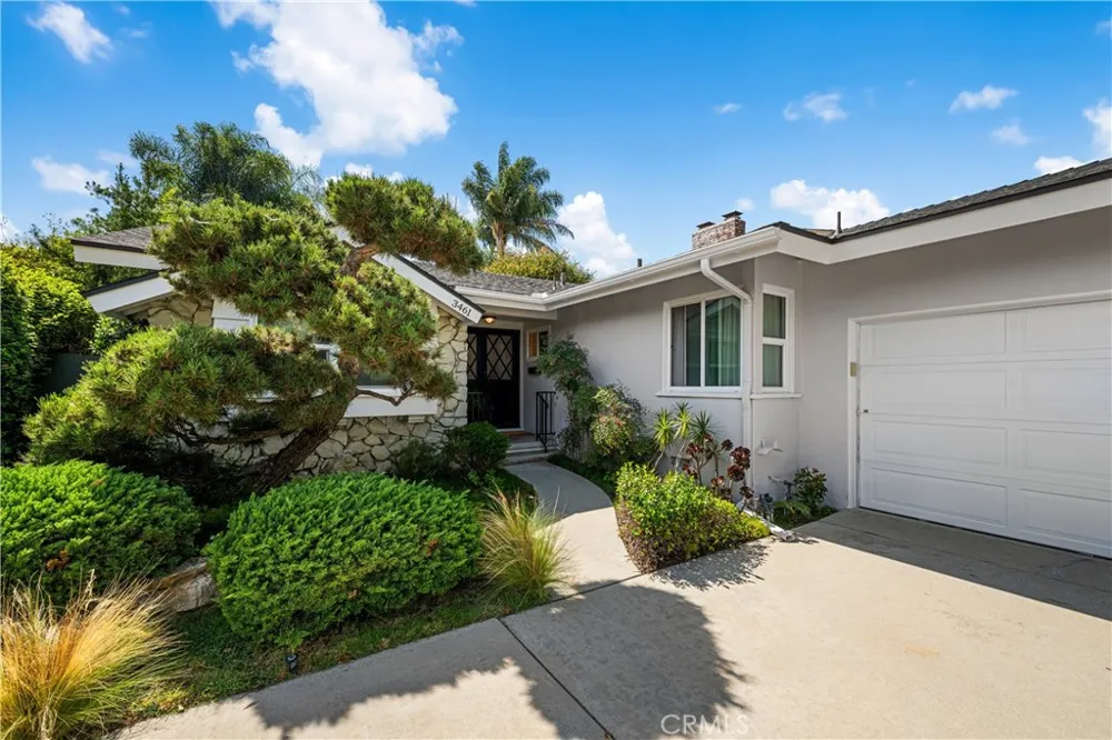 3461 Marna Avenue Long Beach, CA 90808