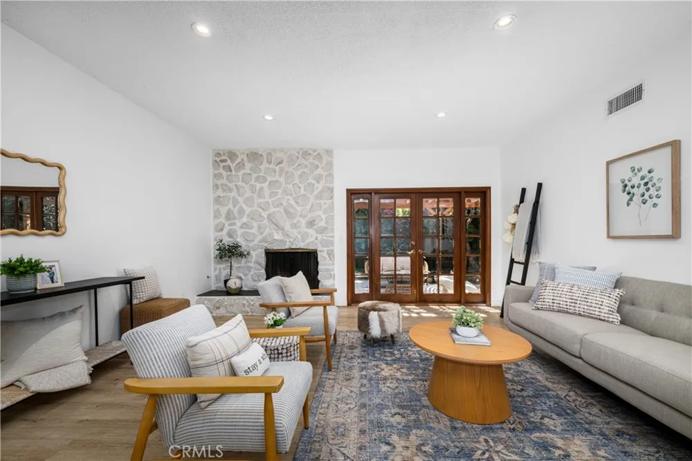 3461 Marna Avenue Long Beach, CA 90808