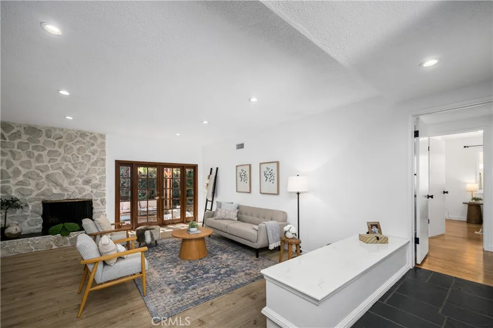 3461 Marna Avenue Long Beach, CA 90808