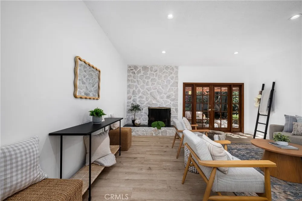3461 Marna Avenue Long Beach, CA 90808