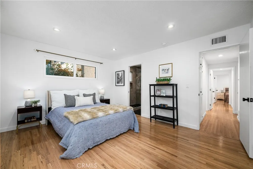 3461 Marna Avenue Long Beach, CA 90808