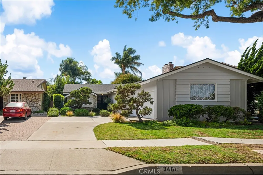 3461 Marna Avenue Long Beach, CA 90808