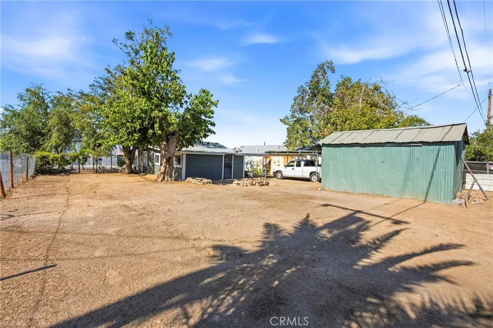 1043 Wood Street Taft, CA 93268