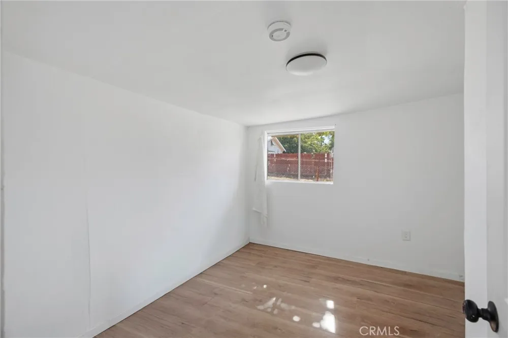 1043 Wood Street Taft, CA 93268