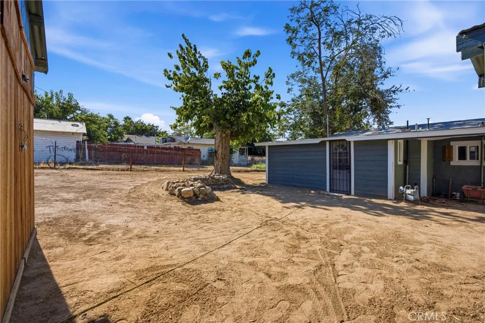 1043 Wood Street Taft, CA 93268