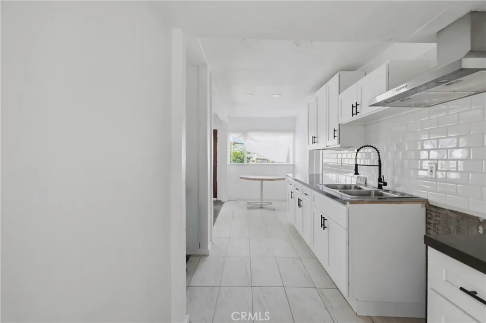 1043 Wood Street Taft, CA 93268