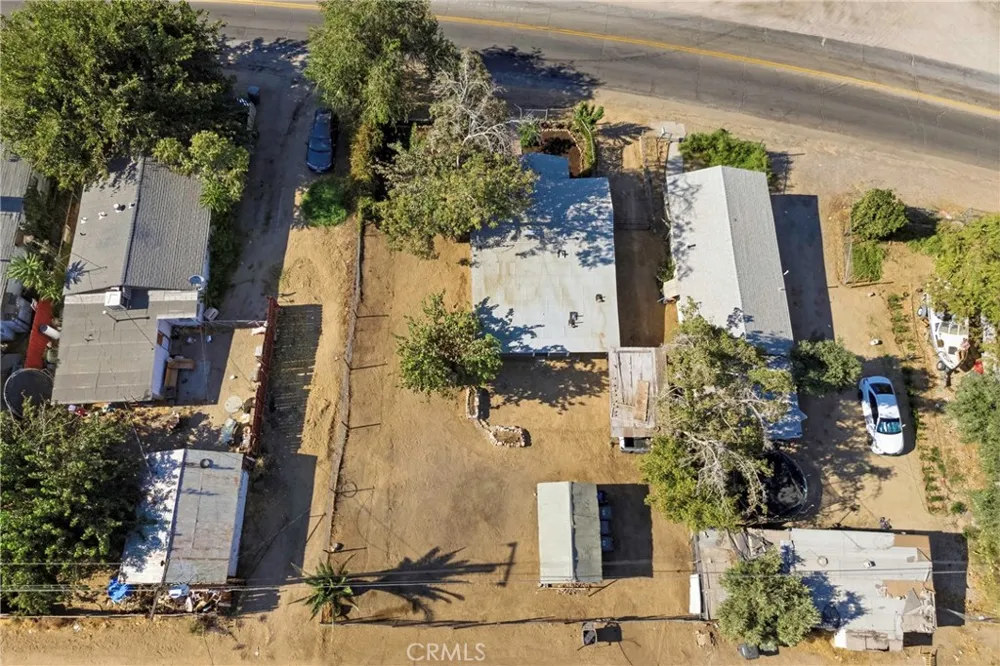 1043 Wood Street Taft, CA 93268