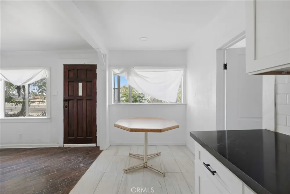 1043 Wood Street Taft, CA 93268