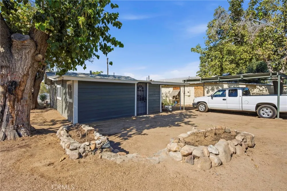 1043 Wood Street Taft, CA 93268