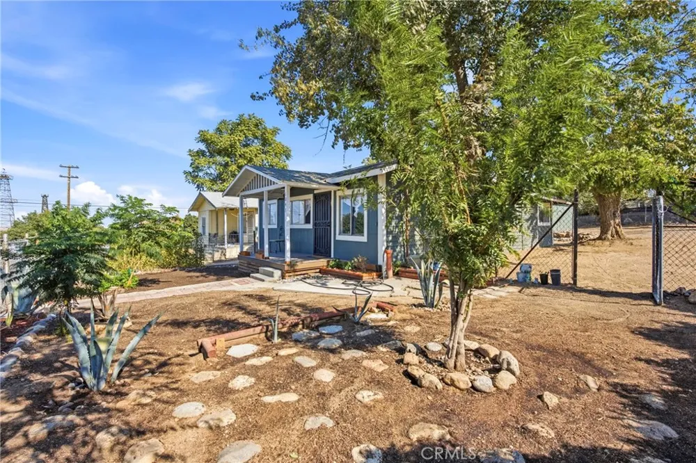 1043 Wood Street Taft, CA 93268