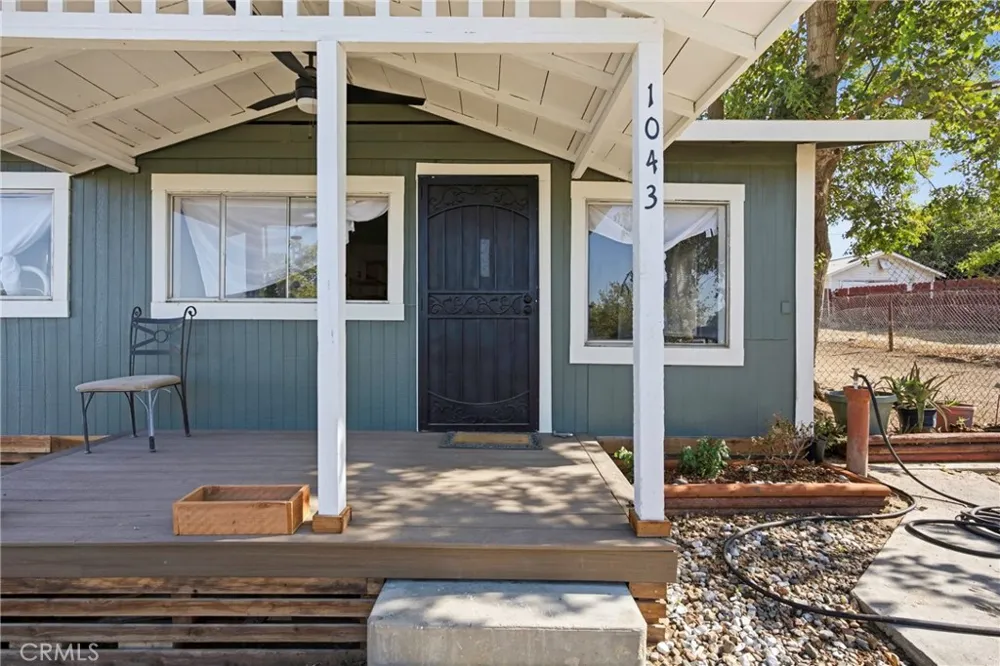 1043 Wood Street Taft, CA 93268