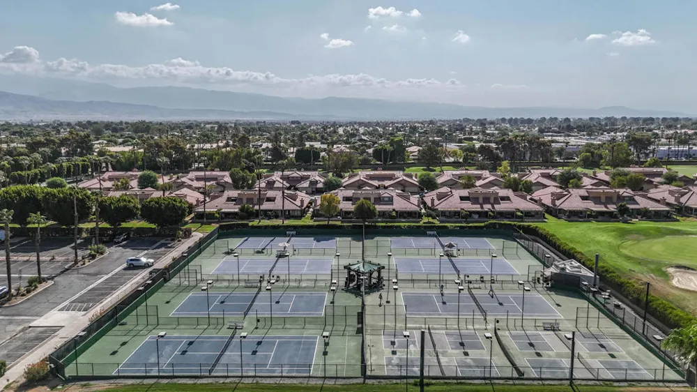 77605 Woodhaven Drive Palm Desert, CA 92211