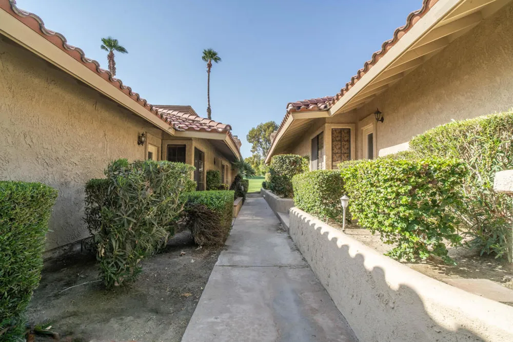 77605 Woodhaven Drive Palm Desert, CA 92211