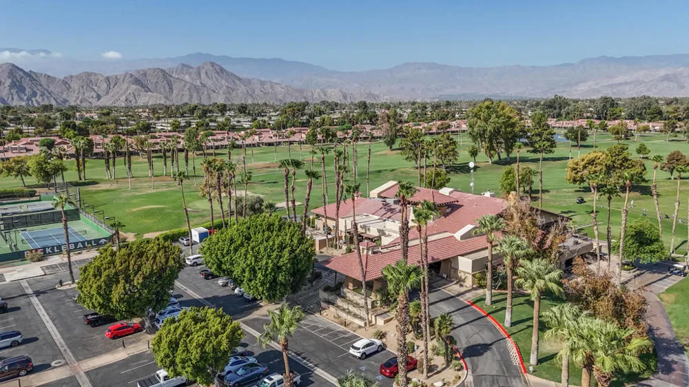 77605 Woodhaven Drive Palm Desert, CA 92211