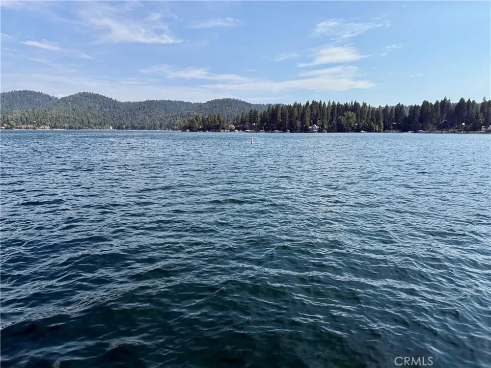 376 North Bay Lake Arrowhead, CA 92352