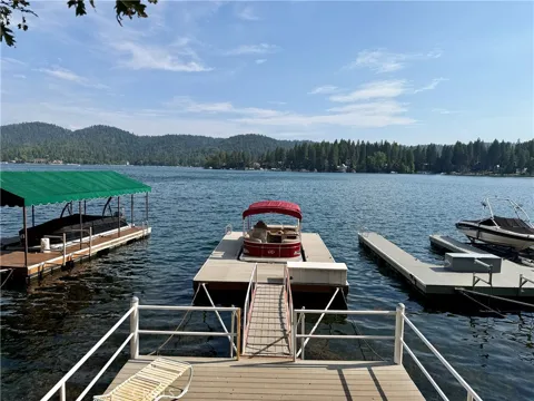 376 North Bay