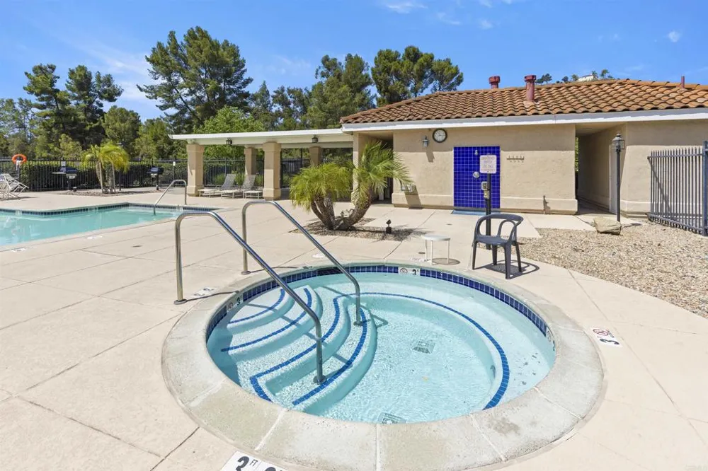 2229 HILTON HEAD GLEN Escondido, CA 92026