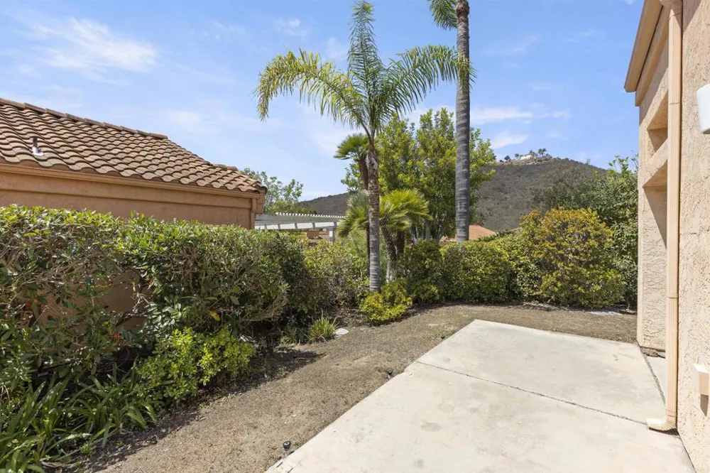 2229 HILTON HEAD GLEN Escondido, CA 92026