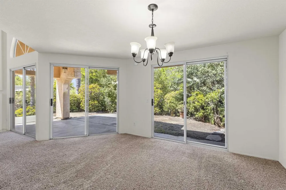 2229 HILTON HEAD GLEN Escondido, CA 92026