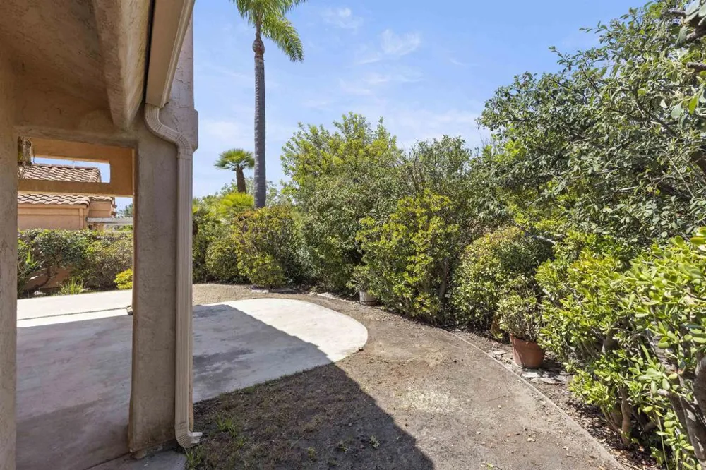 2229 HILTON HEAD GLEN Escondido, CA 92026
